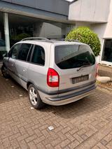 Opel Zafira 1.8 16V Comfort Klimatronik  7Sitze AHK - Opel Zafira: 16v