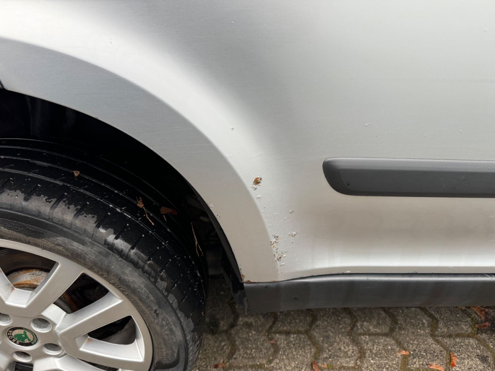 Fahrzeugabbildung SKODA Yeti Experience 4x4 Leder+Panorama+Navi+Xenon