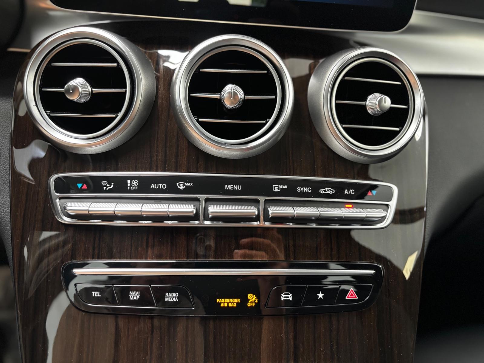 Mercedes-Benz GLC 300d 4Matic 1.HAND MULTIBEAM KAMERA