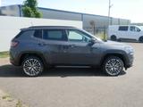 Jeep Compass SUMMIT PHEV 4Xe 240PS AT 1.3 T4 PREMIUM  - Jeep Compass: 2.4