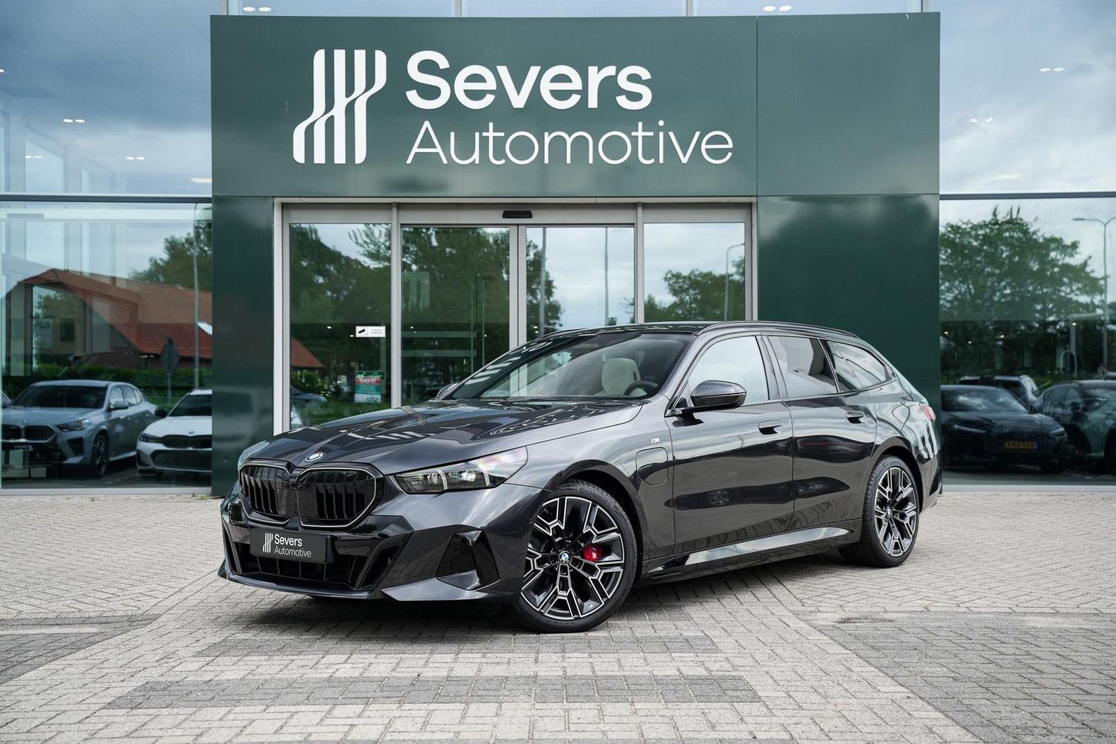 BMW 550 5 Serie Touring 550e xDrive | M Sportpaket P