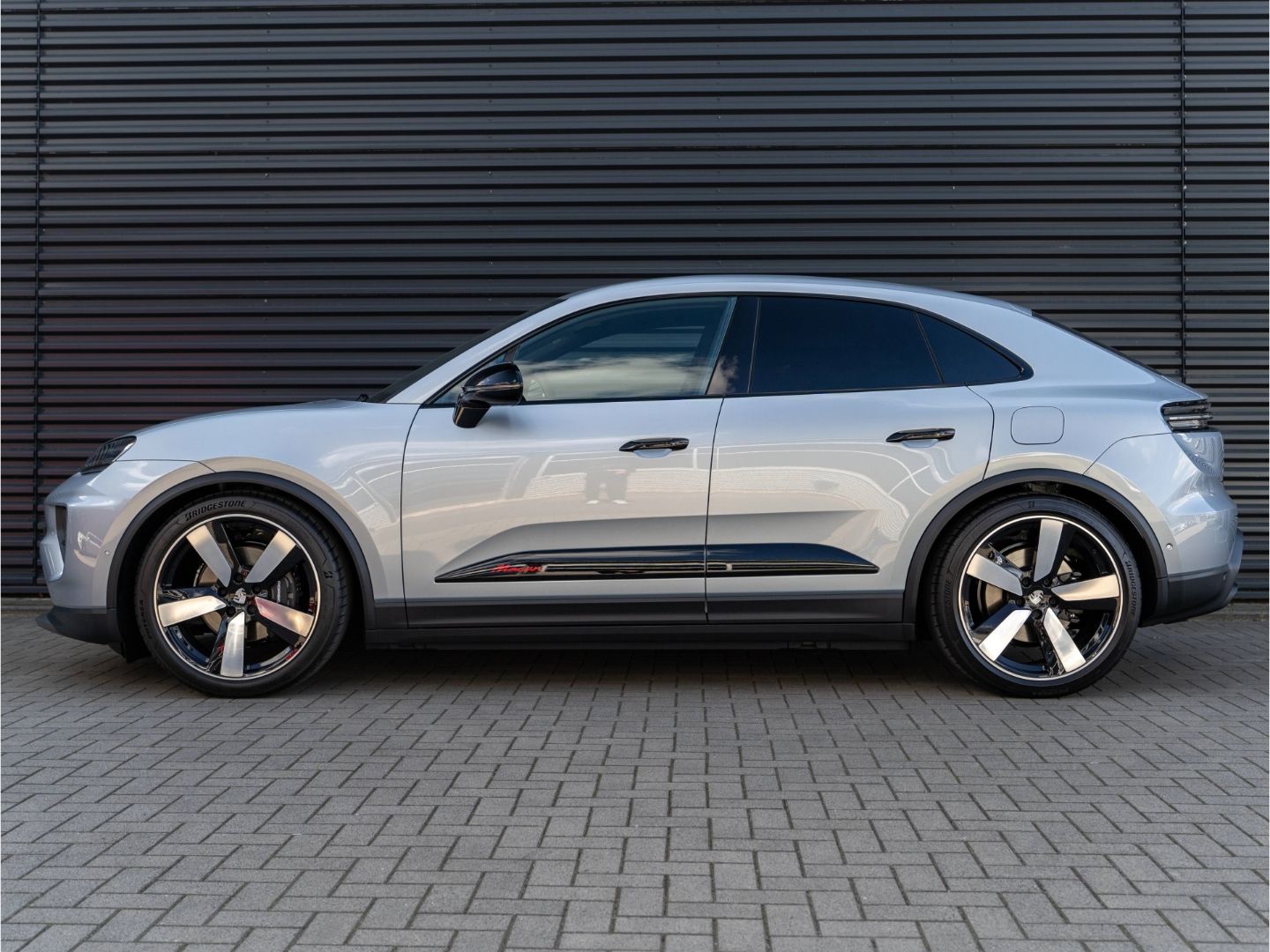 Porsche Macan - Bild 2