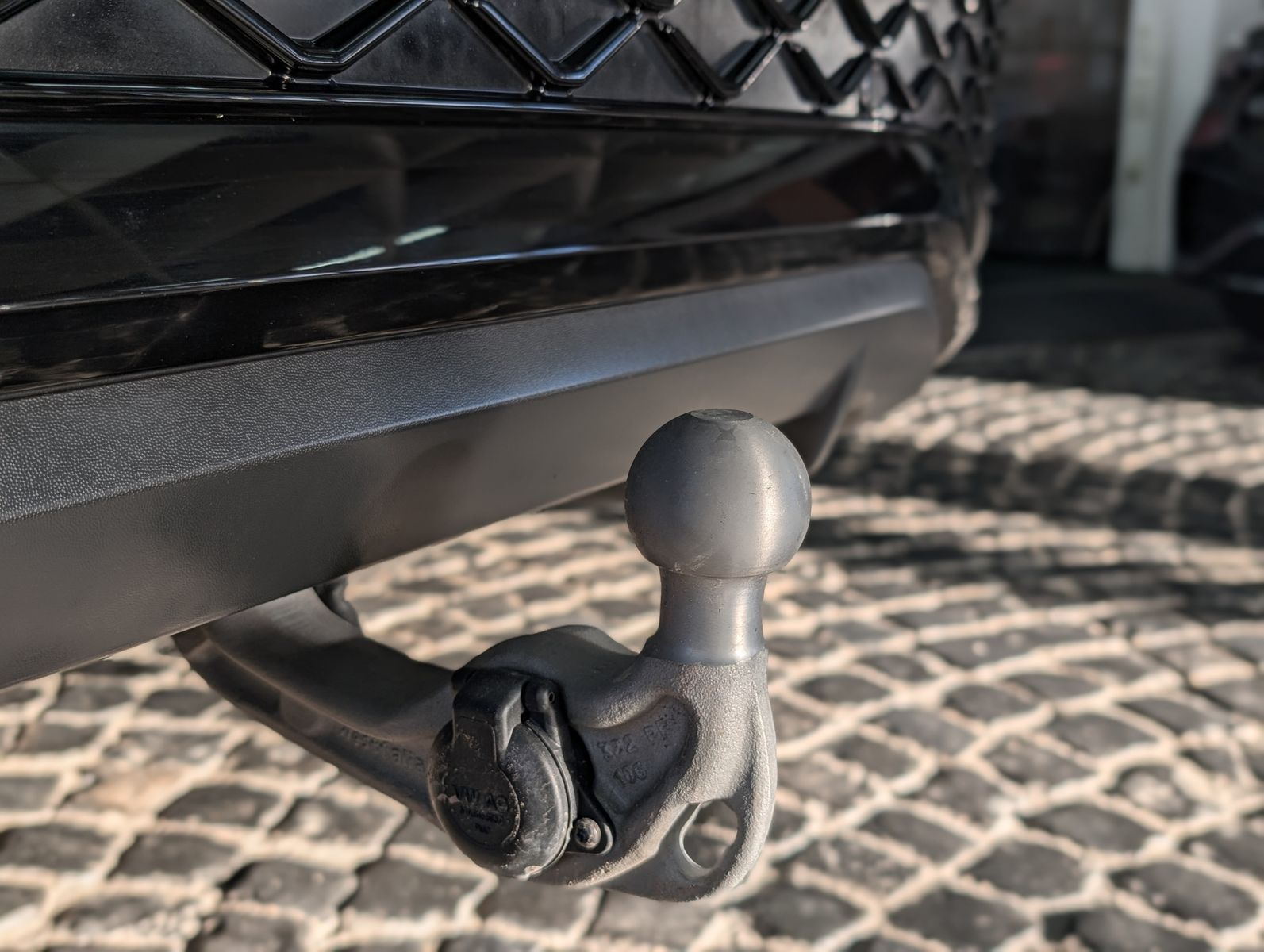 Fahrzeugabbildung Volkswagen Tayron R-Line 360°H&K HUD PANO IQ-LIGHT BLACK 7S