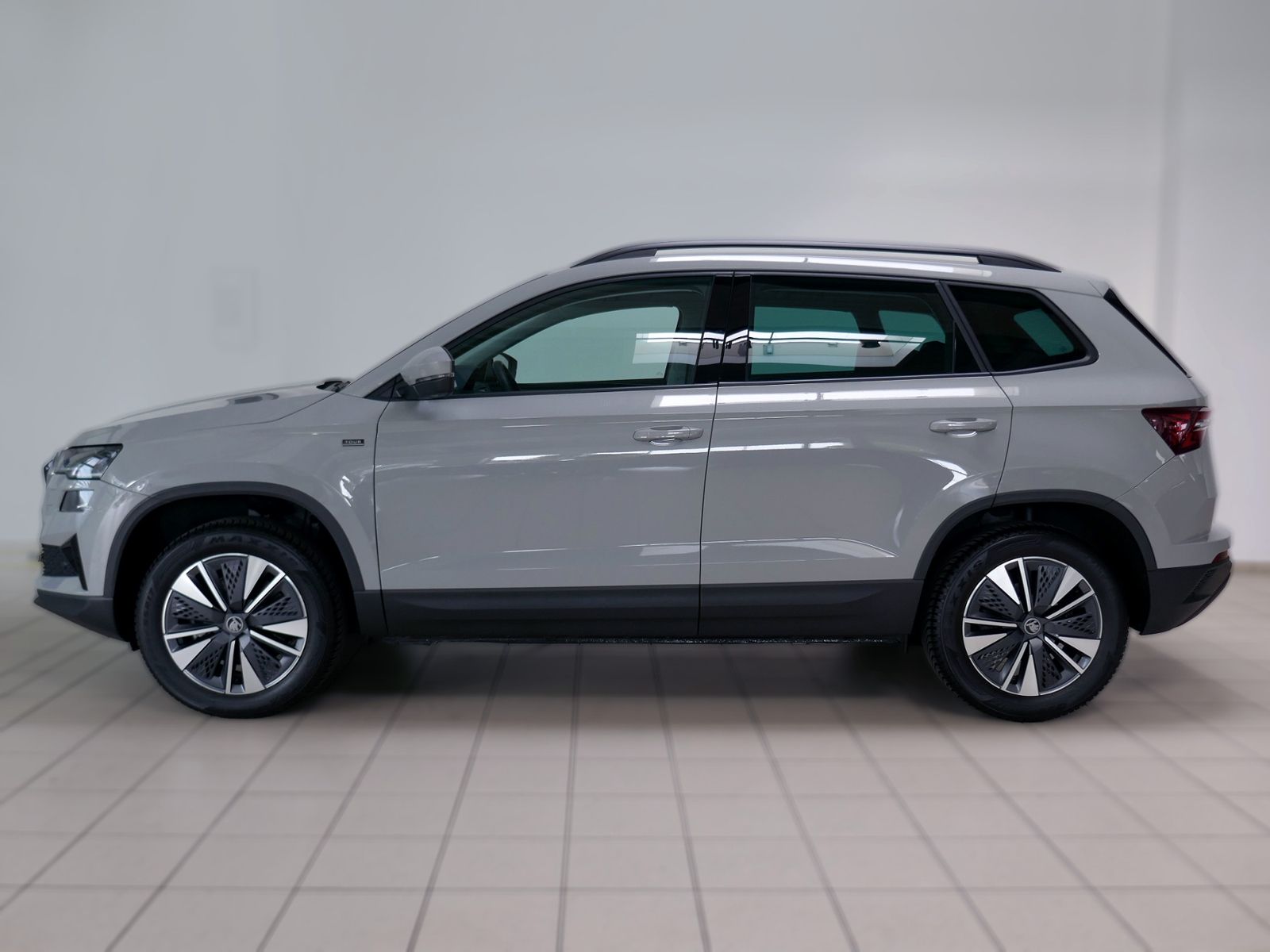 Fahrzeugabbildung SKODA Karoq Tour 4x4 2.0 TDI | LED AHK RFK ACC