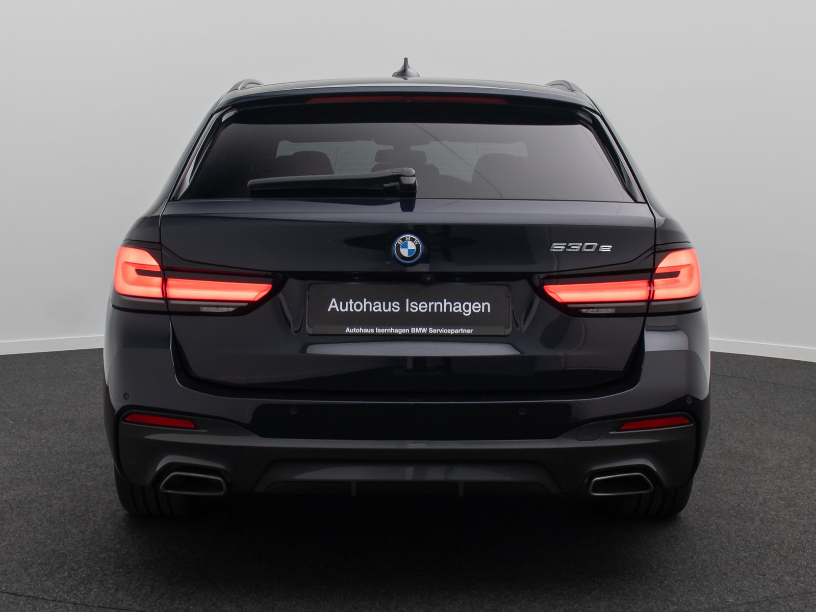 Fahrzeugabbildung BMW 530e M Sport 360&deg;Laser HUD DAB ACC Komfort Alarm