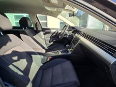 Fahrzeugabbildung Passat Variant Comfortline BMT Start-Stopp