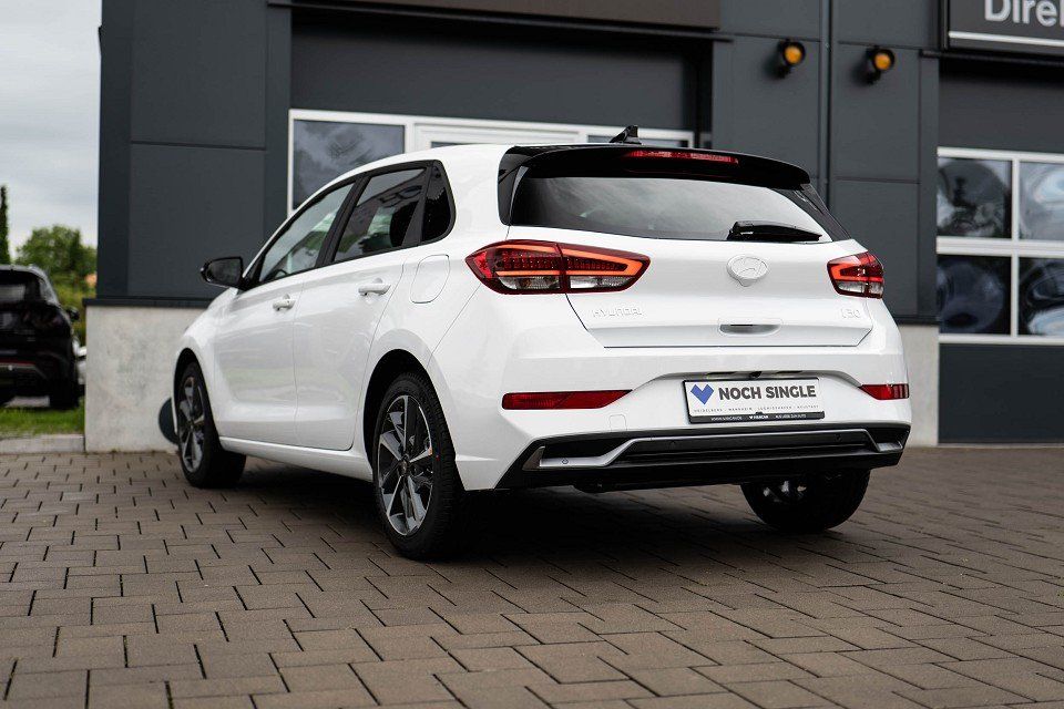 Fahrzeugabbildung Hyundai i30 1.0T 100PS ADVANTAGE
