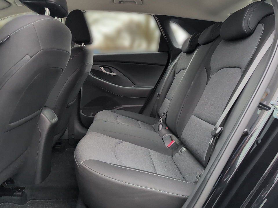 Fahrzeugabbildung Hyundai i30 1.0T 48V SELECT 1HD GARANTIE-4.28 PDC+KAMERA