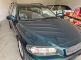 Volvo V70 2.4 T Premium Autom. Leder - Volvo aus 2001