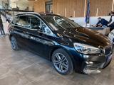 BMW 218 d Gran Tourer Sport Line *Kamera*Klima*Navi* - BMW 218 Gran Tourer aus 2018