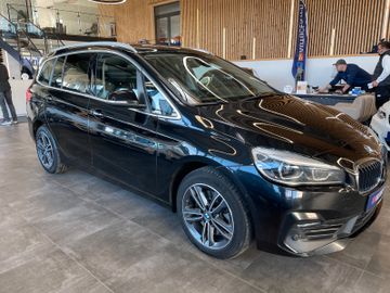 BMW 218 d Gran Tourer Sport Line *Kamera*Klima*Navi*
