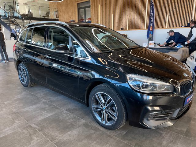 BMW 218 d Gran Tourer Sport Line *Kamera*Klima*Navi*