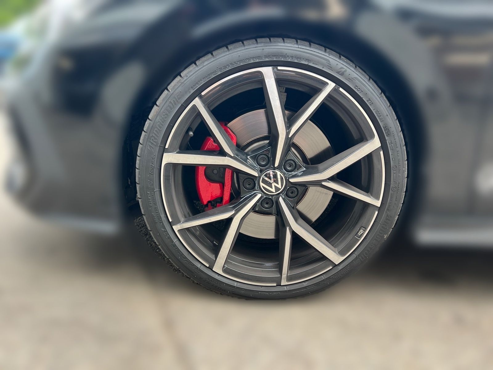Volkswagen Golf GTI 2.0 l TSI DSG GTI LED Kamera PDC LM foto 5
