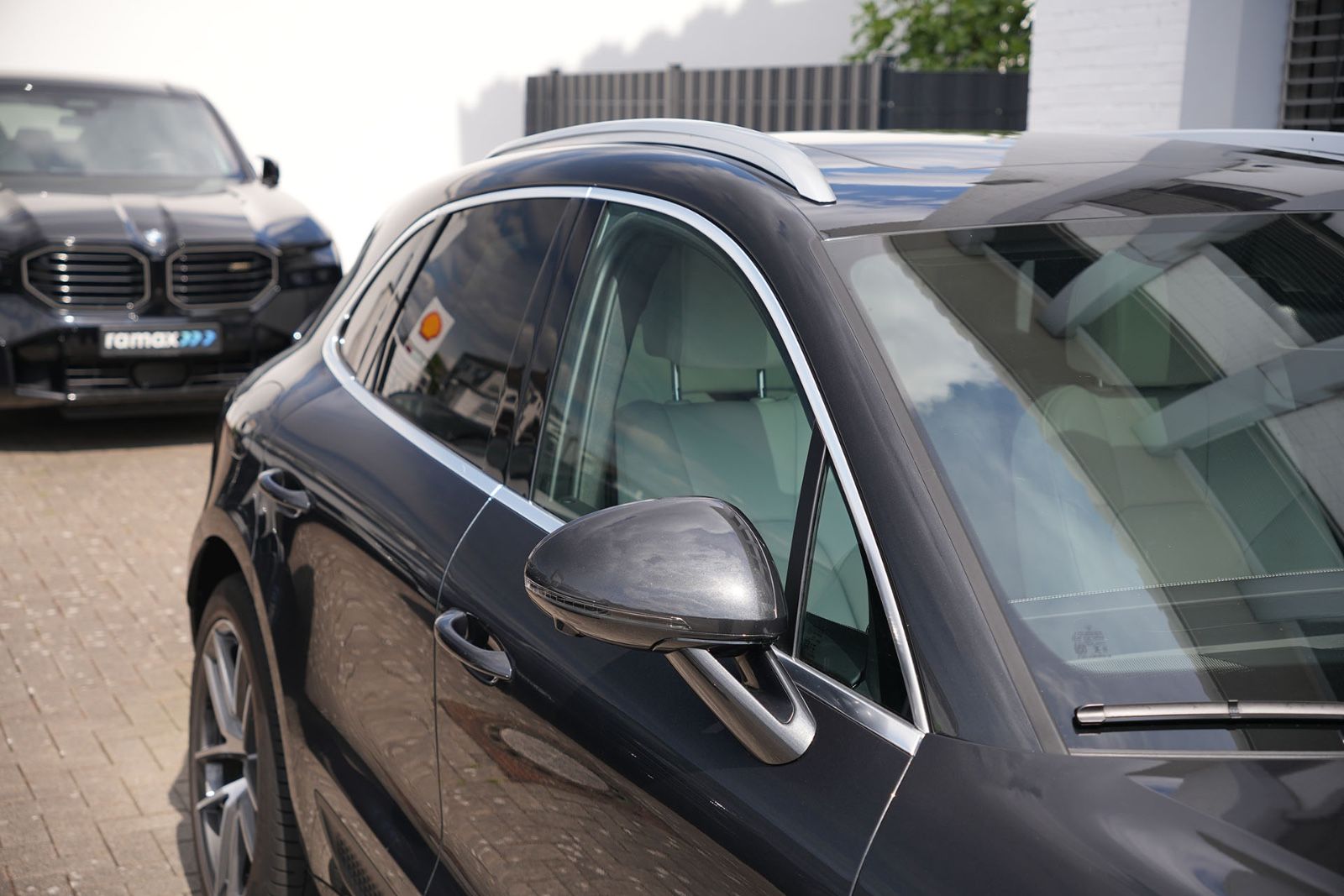 Porsche Macan LEDER KREIDE-ACC-LUFTF-PANO-SPORTABG.-VOLL foto 15