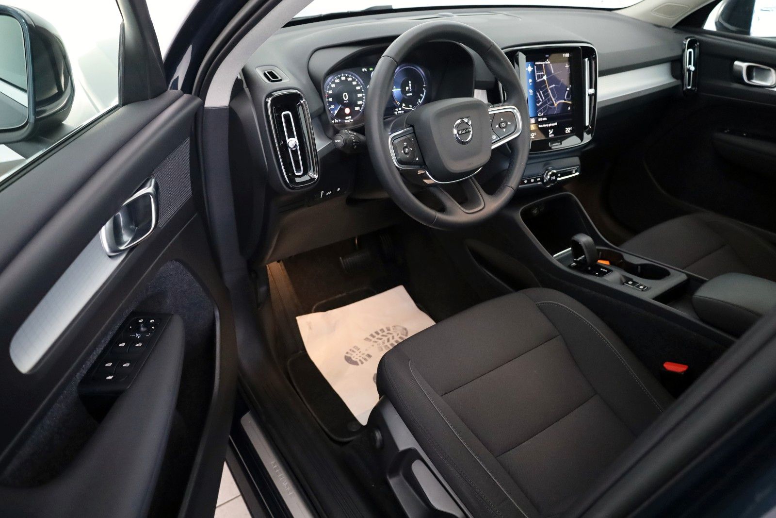 Fahrzeugabbildung Volvo XC40 Inscription Expression, Navi,LED,Kamera,AHK