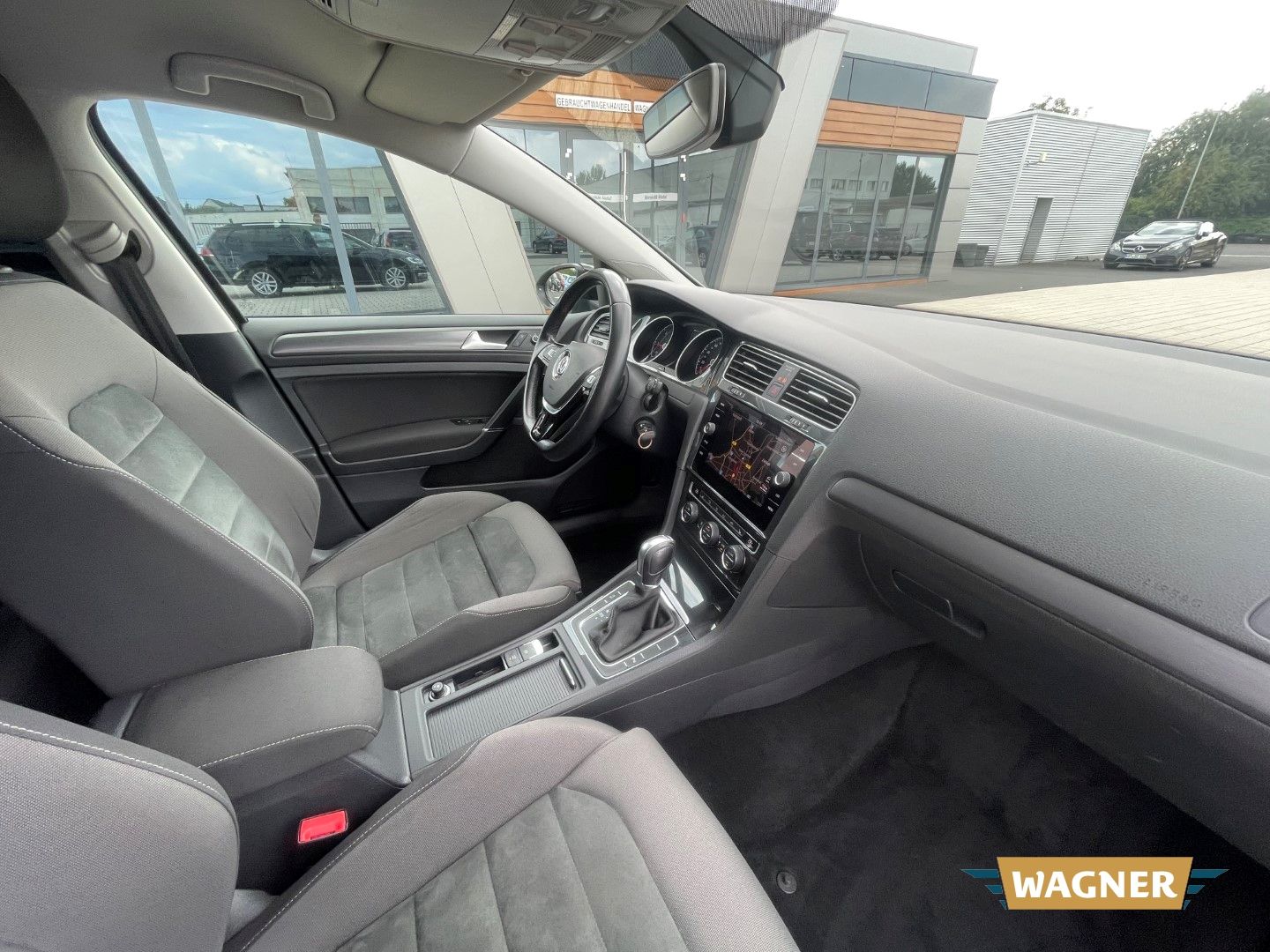 Fahrzeugabbildung Volkswagen Golf VII Variant Comfortline BMT Start-Stop