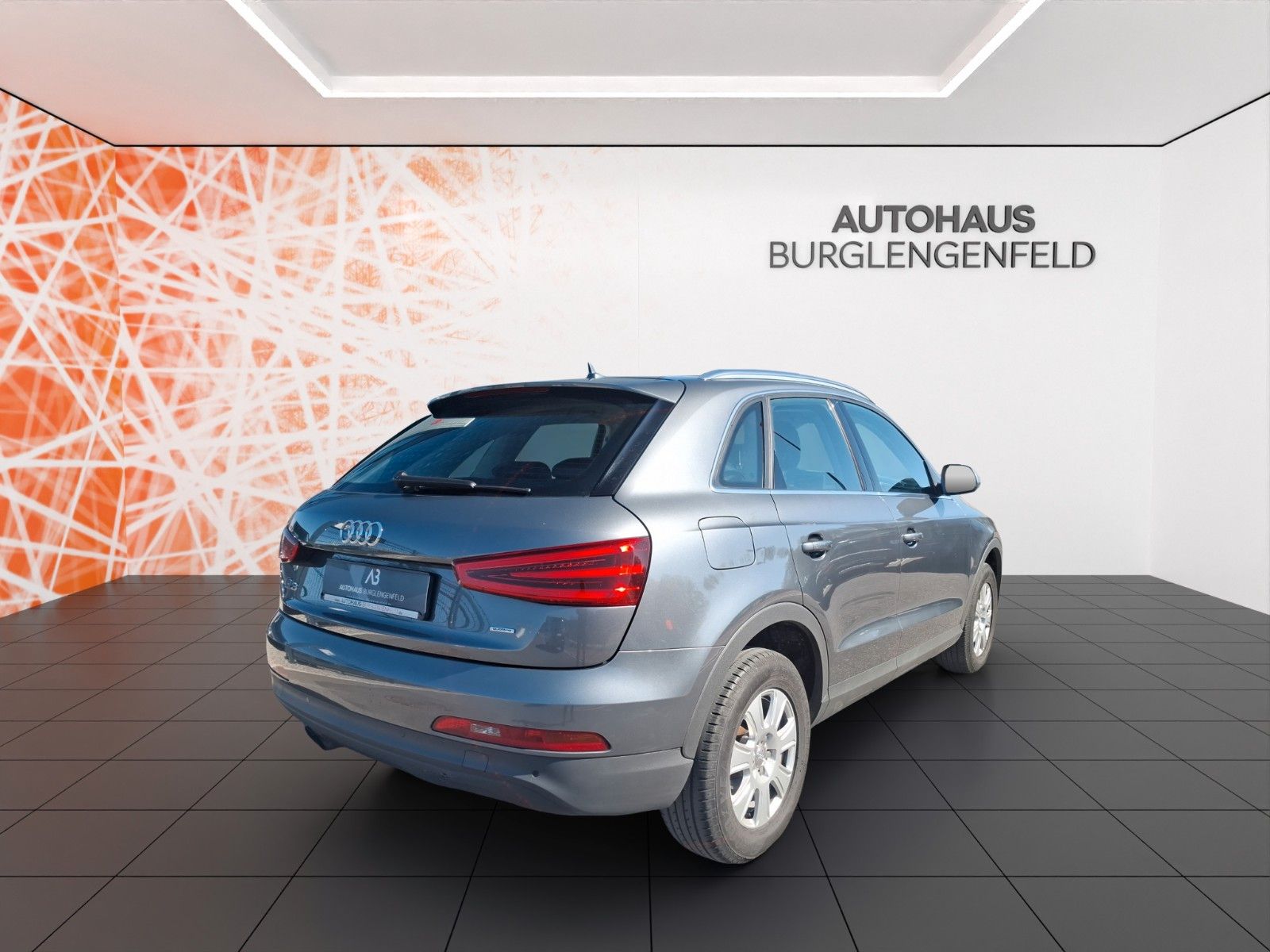 Fahrzeugabbildung Audi Q3 2.0 TFSI quattro