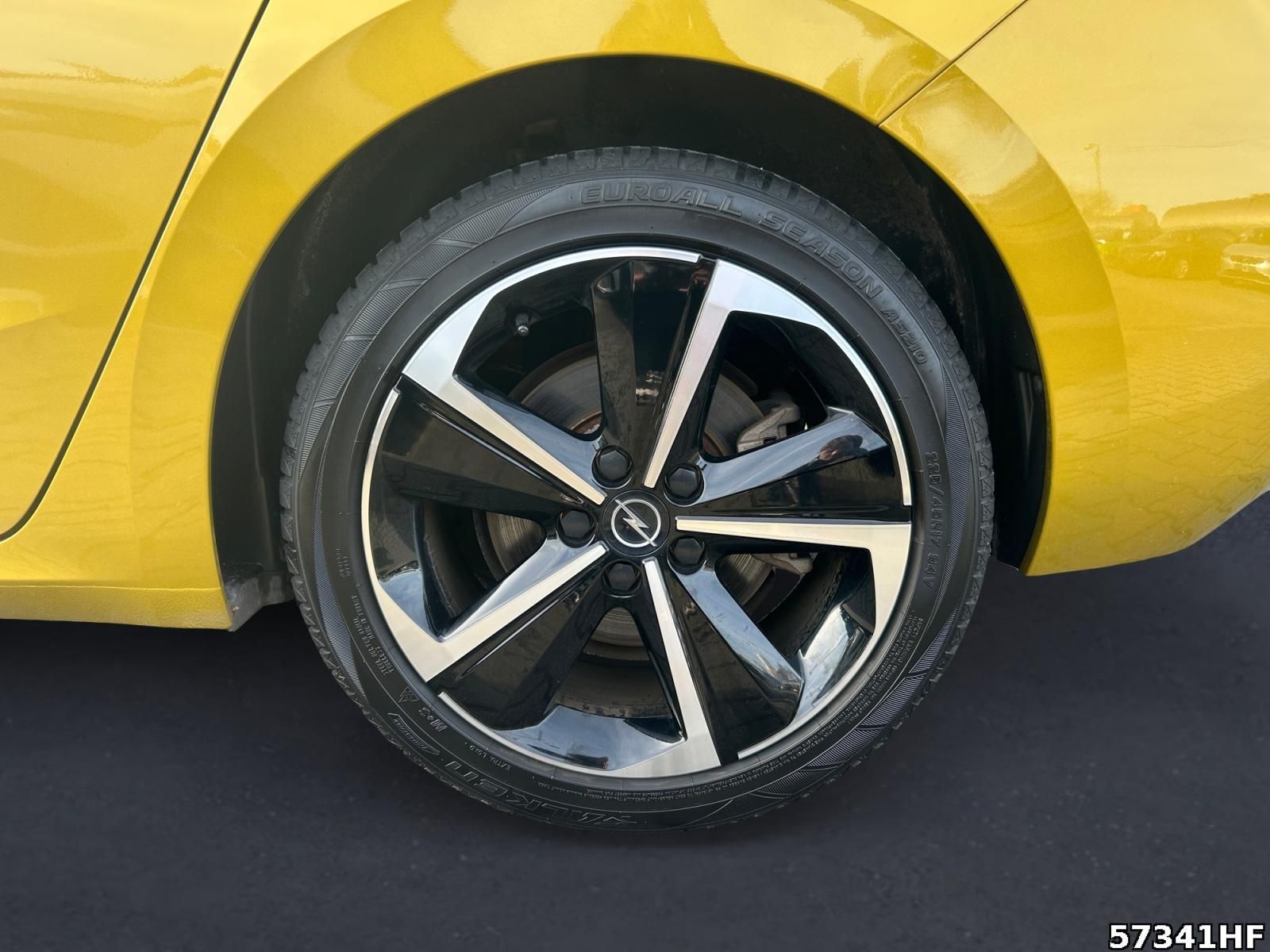 Fahrzeugabbildung Opel Astra L Edition +CARPLAY+DAB+LANEASSIST+USB+