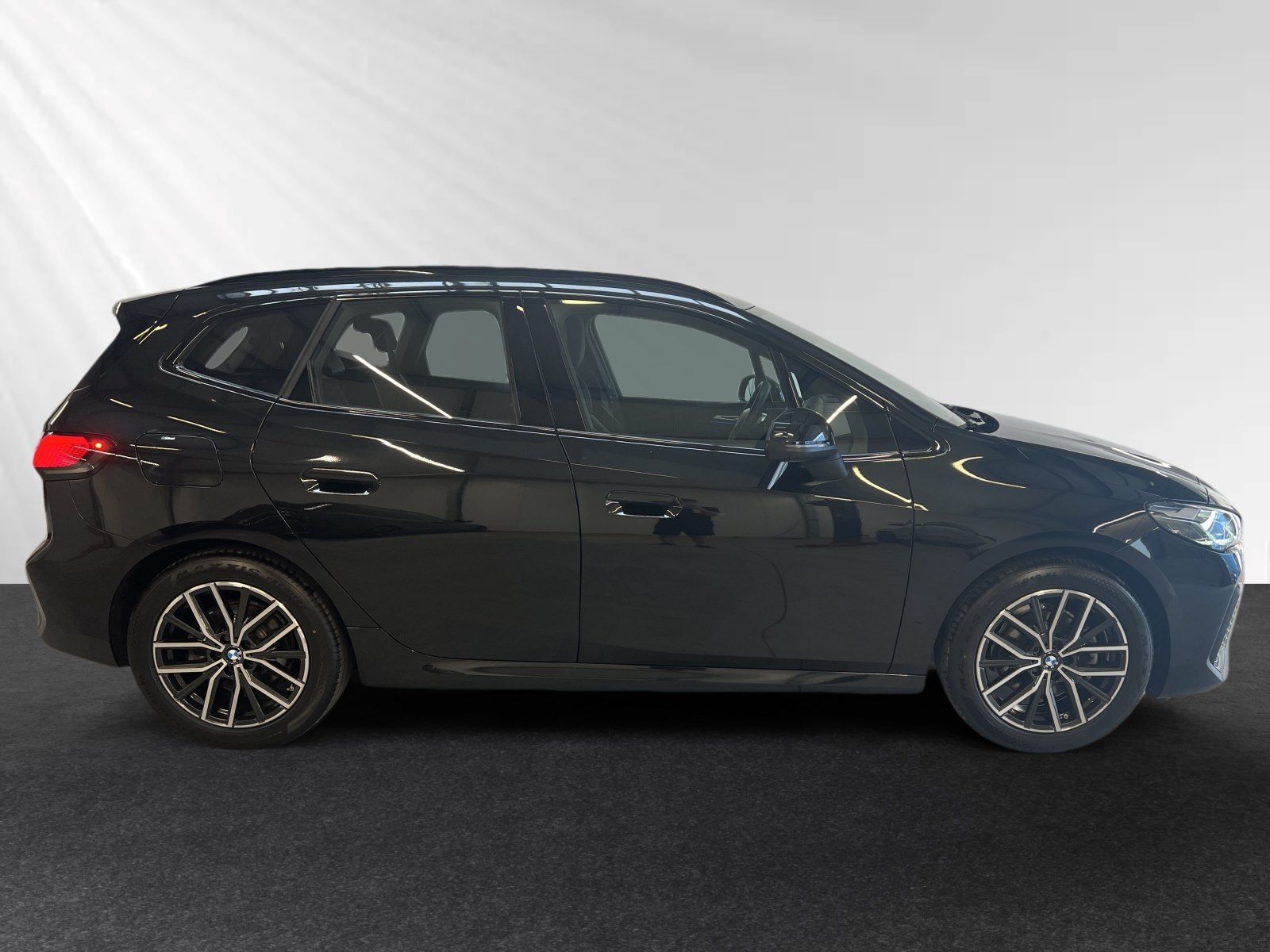 BMW 220d Active Tourer M Sport AHK Head-Up Harman Ka foto 2