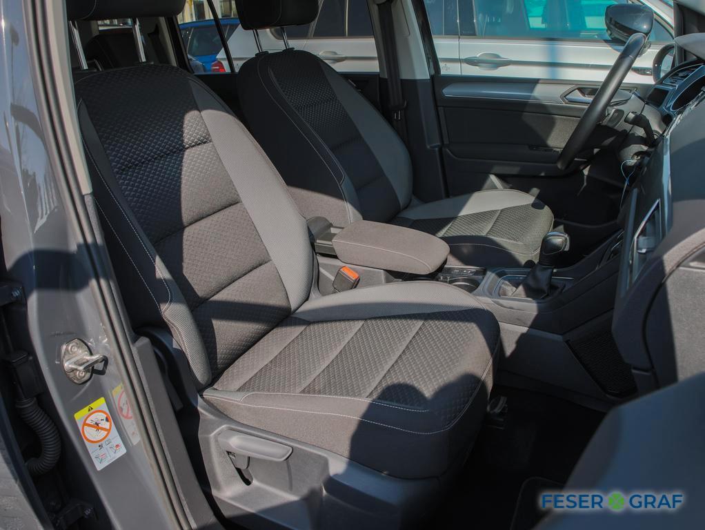 Volkswagen Touran 1.5 TSI Active DSG AHK LED Nav Pano Sitzh, миниатюра 4