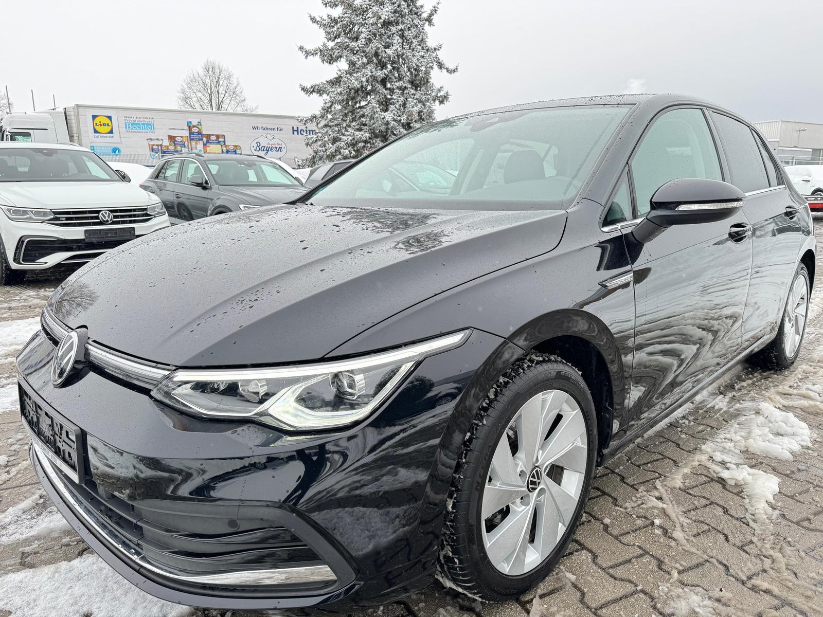 Volkswagen Golf Lim 2.0TDI DSG Style Matrix Navi PDC