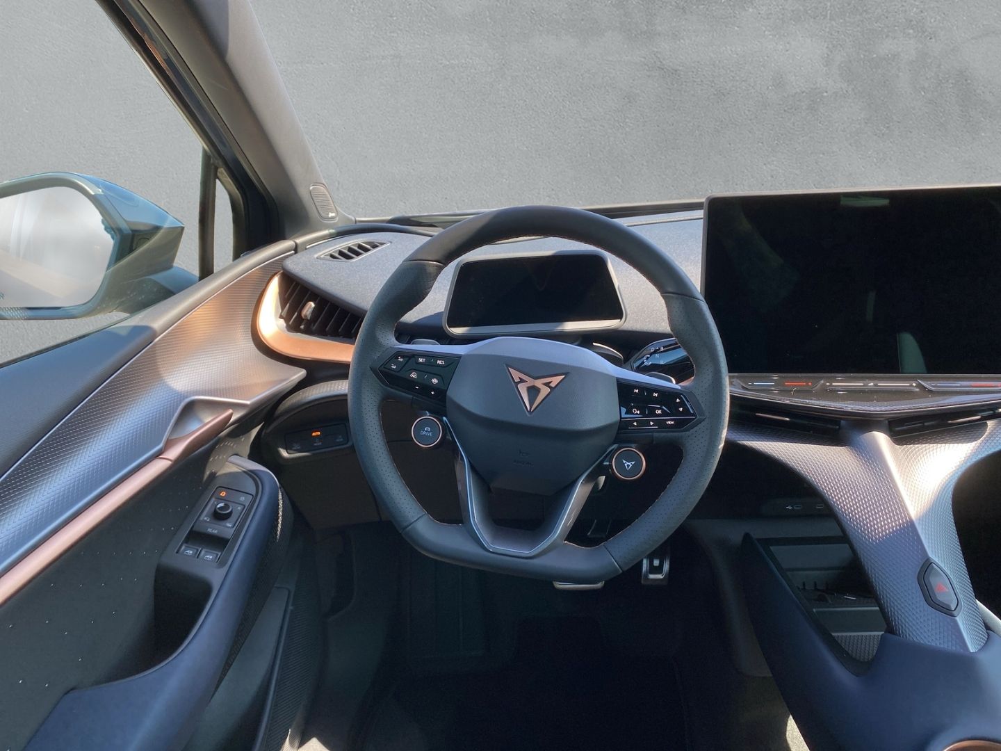 Fahrzeugabbildung CUPRA Tavascan 210 kW Endurance HUD AD El. Panodach Na