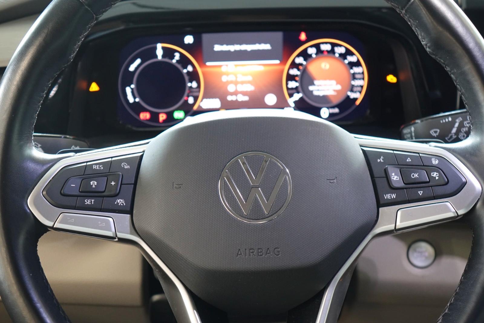 VOLKSWAGEN T7 MULTIVAN LIFE eHYBRID 150ch - PORTES ÉLECTRIQUES - CUIR - SIÈGES VENTILÉS ET MASSANTS - MATRIX LED - ACC