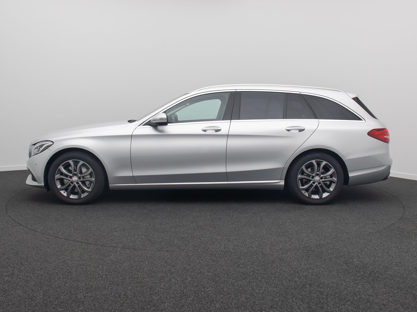 Fahrzeugabbildung Mercedes-Benz C 250 BlueTec PDC AHK Tempomat HiFi LED Businnes