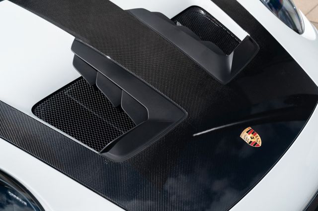 Porsche 992 GT3 RS/ WEISSACH/ CLUBSPORT/ BOSE/ LIFT