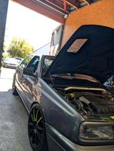 Volkswagen VW vento VR6 Kompressor - Volkswagen Vento mit Benzin-Antrieb: Limousine, Vr6