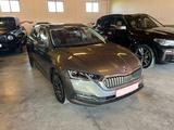 Skoda Octavia Combi Selection Plus-AHK-ACC-GARANTIE- - Skoda Octavia: mit Navigationssystem