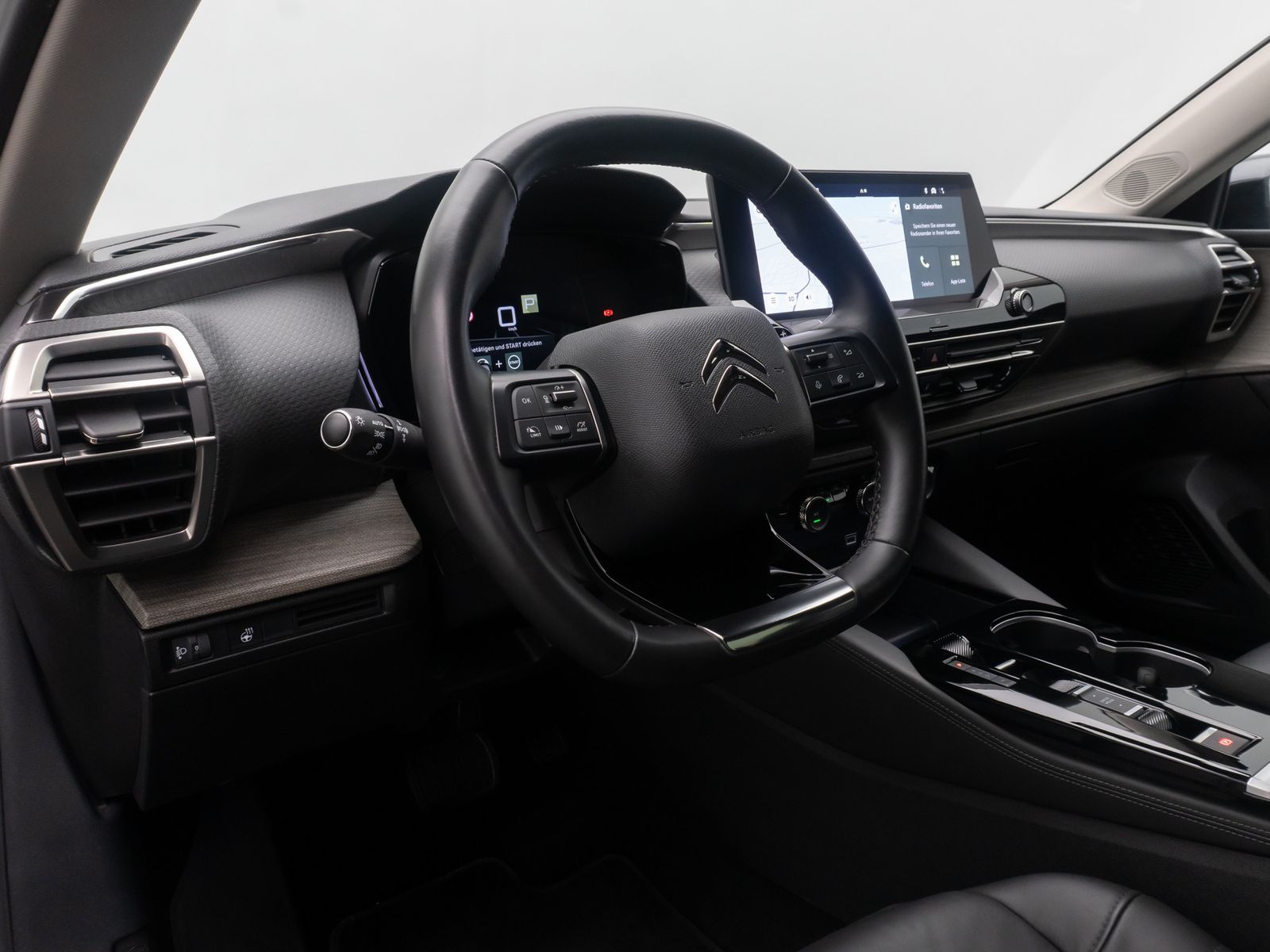 Fahrzeugabbildung Citro&euml;n C5 X Shine ACC Memory 360&deg;HUD AppleCar Leder 19"