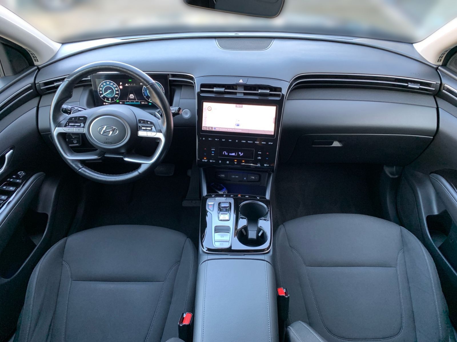 Fahrzeugabbildung Hyundai TUCSON 1.6 T-GDI Trend Hybrid AHK Krell el.HK As