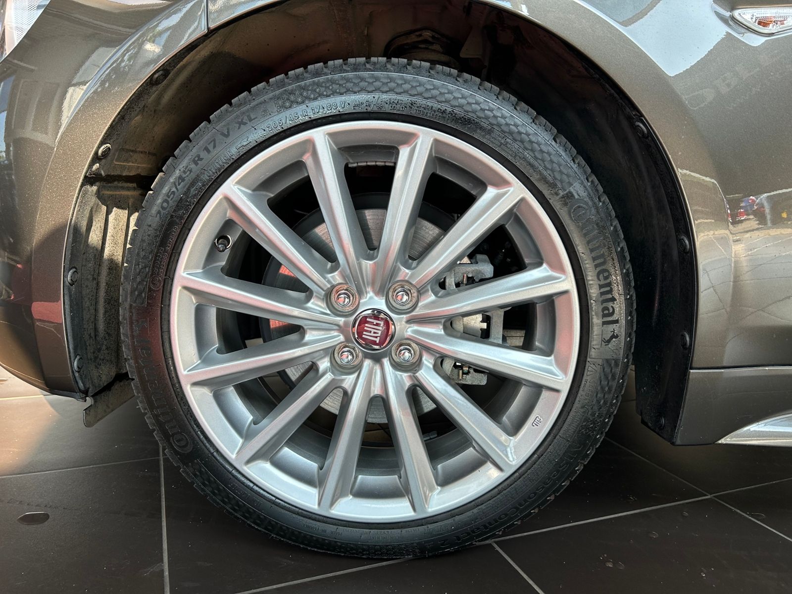 Fahrzeugabbildung Fiat 124 Spider Lusso BOSE RFK KLIMA NAVI SHZ