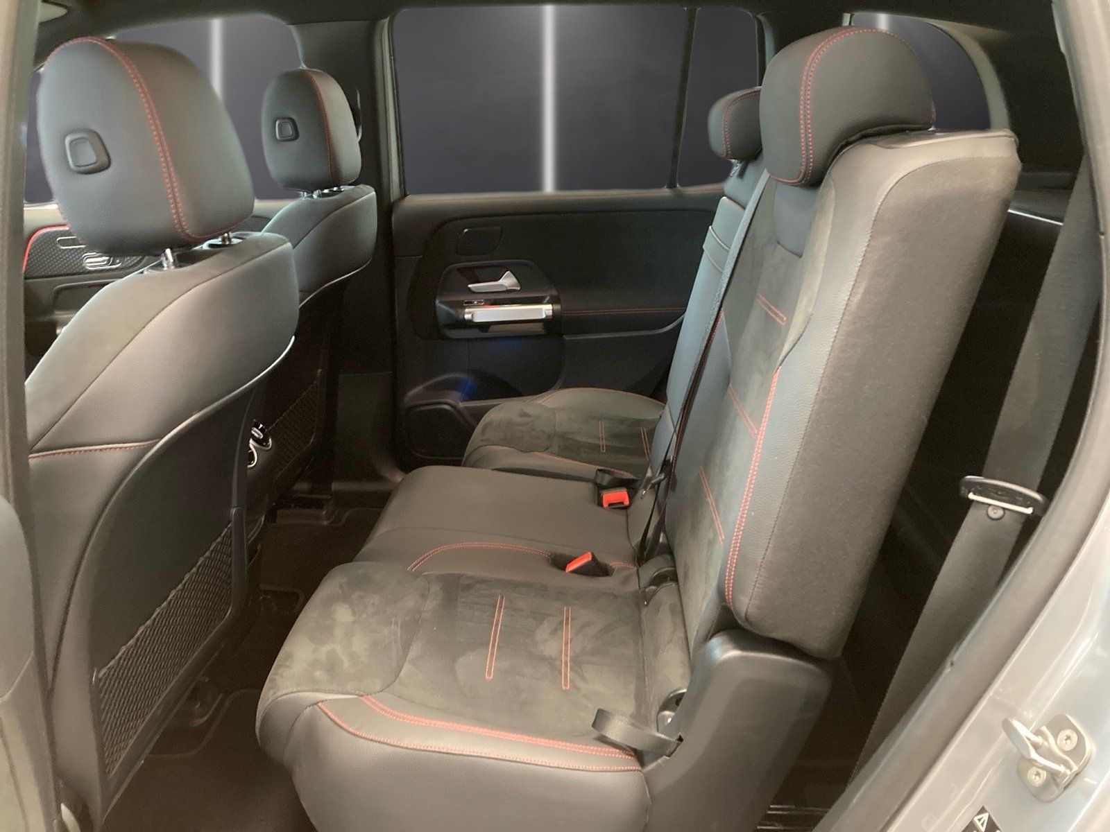 Fahrzeugabbildung Mercedes-Benz EQB 250+ AMG*Distronic*360°*Memory*7-Sitzer*Totw