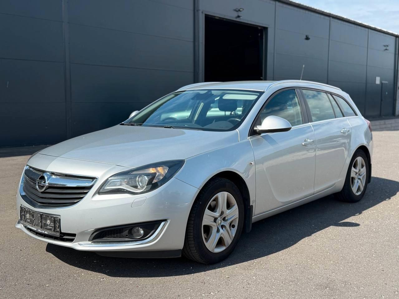 Opel Insignia A Sports Tourer Edition