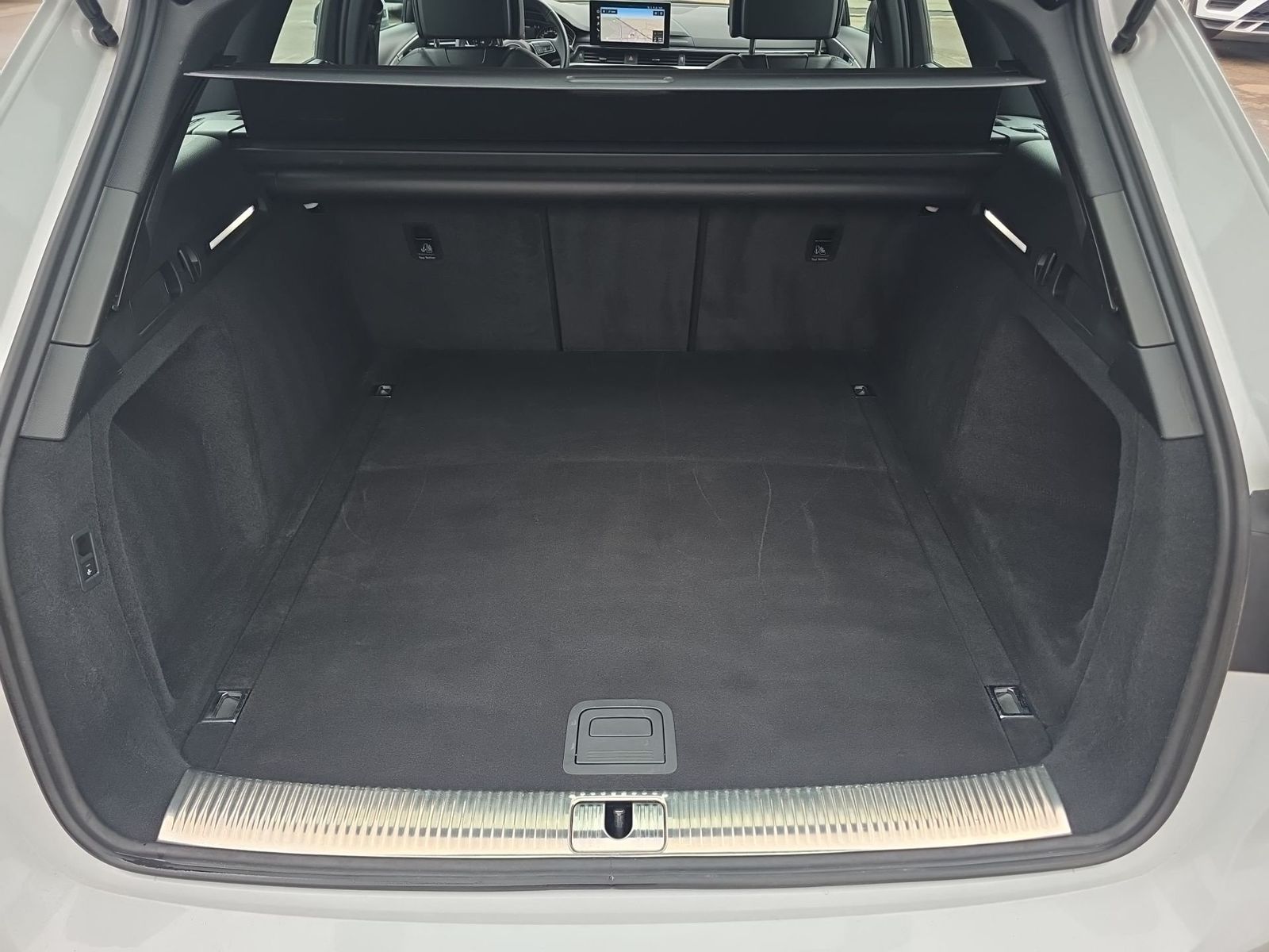Audi A4 - Bild 17
