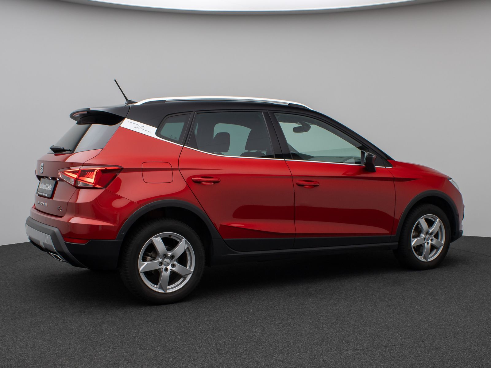 Fahrzeugabbildung SEAT Arona FR 1.5 TSI Kamera LED Tempomat Sport