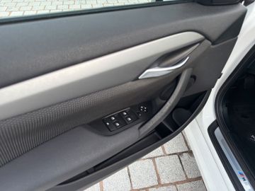 BMW X1 18 d xDrive M SportM-Technic|Xenon|Keyless