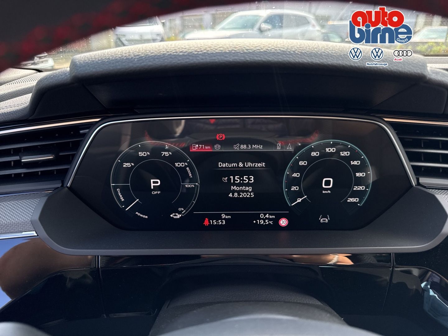 Q8 e-tron 55 quattro S line HUD Luftfederung AD 