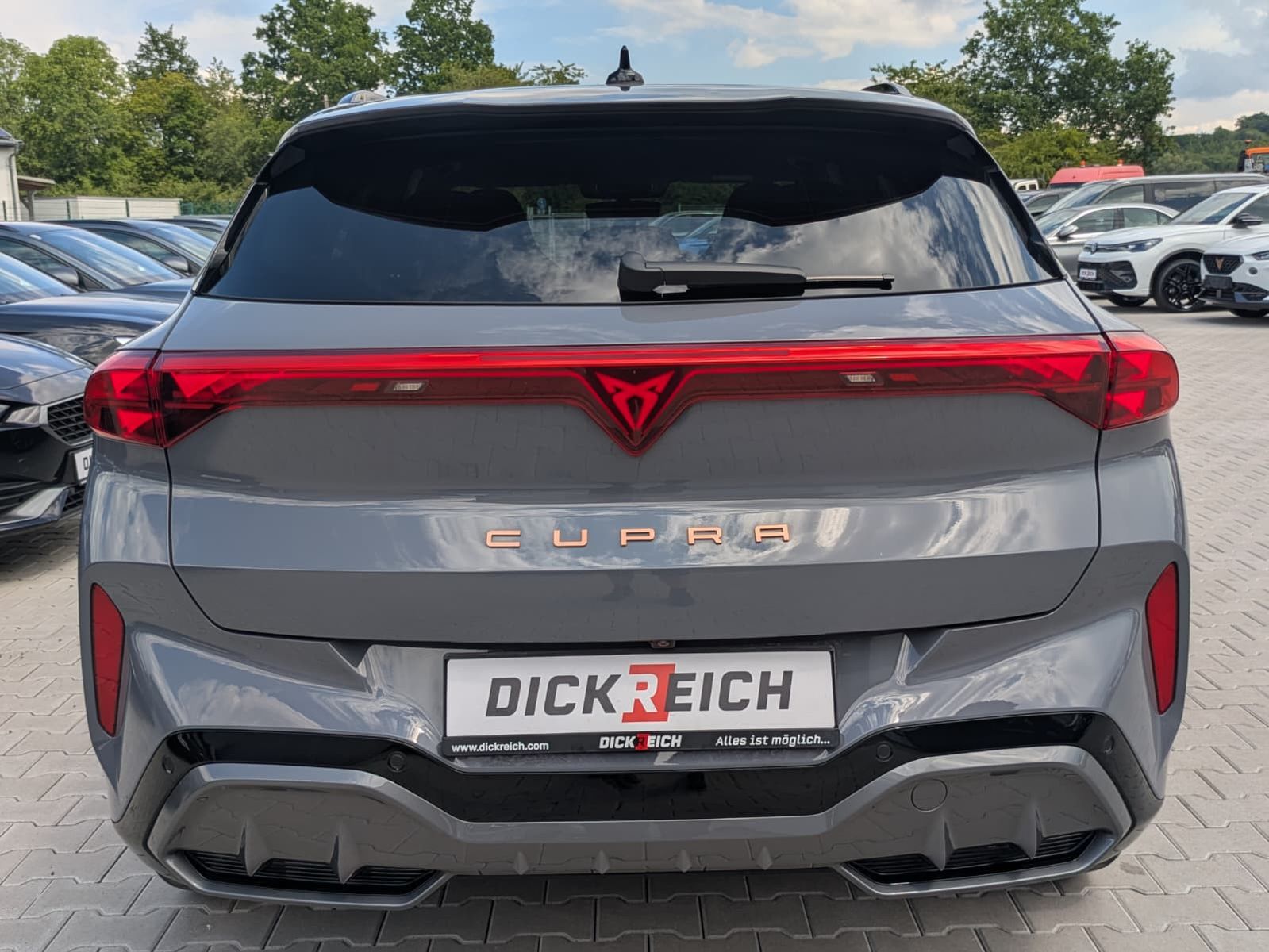 Fahrzeugabbildung CUPRA Terramar 2.0 TSI 4D VZ HUD*MATRIX*PANO*DCC*20"