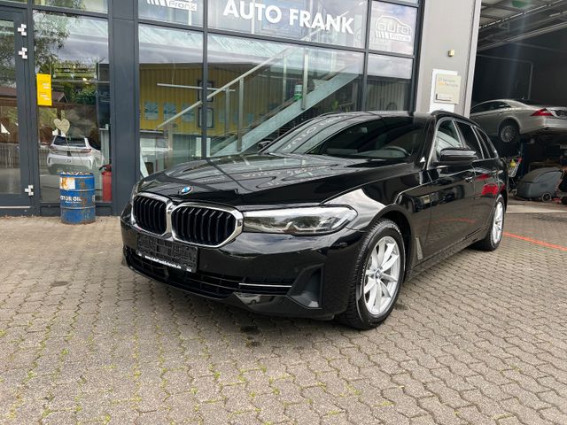 BMW Touring 520 d xDrive Cam*Pano*Shzg*Wlan*1.Hand