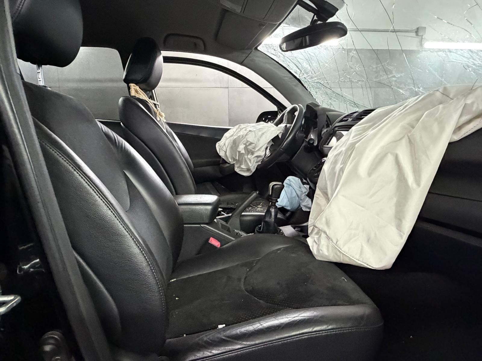 Toyota RAV4 2012 — photo 11