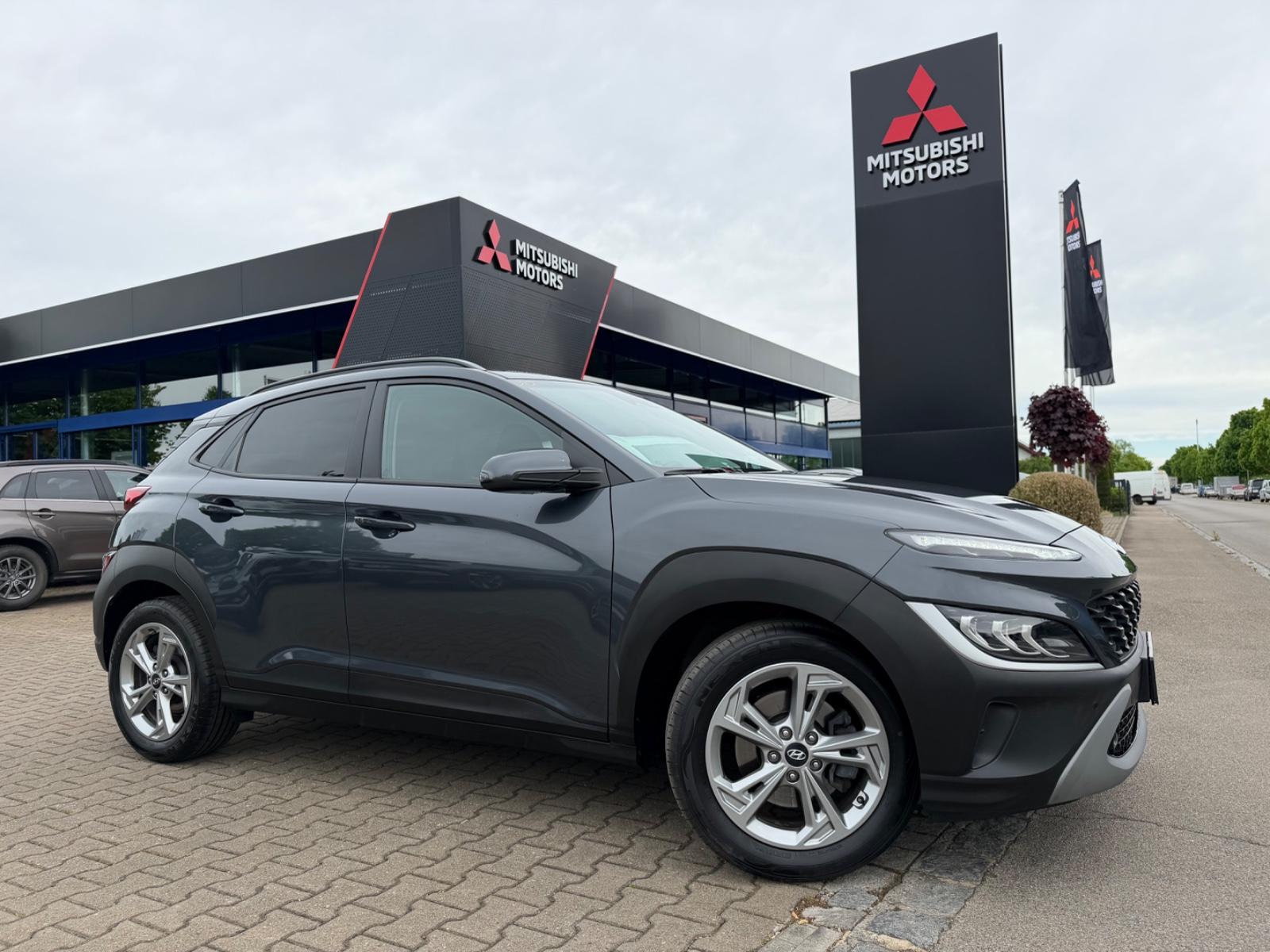Hyundai KONA 1.6 T-GDI DCT *LED*HUD*Navi*Keyless*AHK