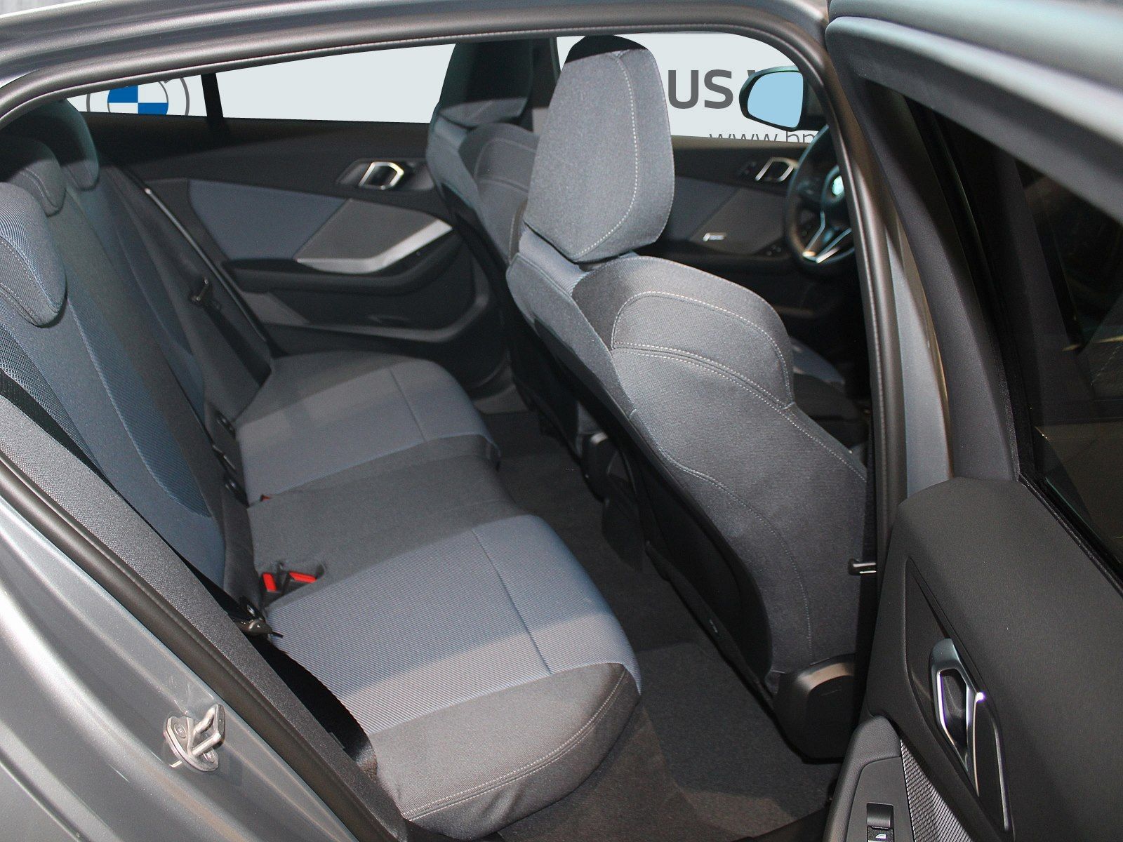 BMW 118 - Bild 11