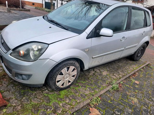 Ford Verkaufe ford fiesta mit tüv