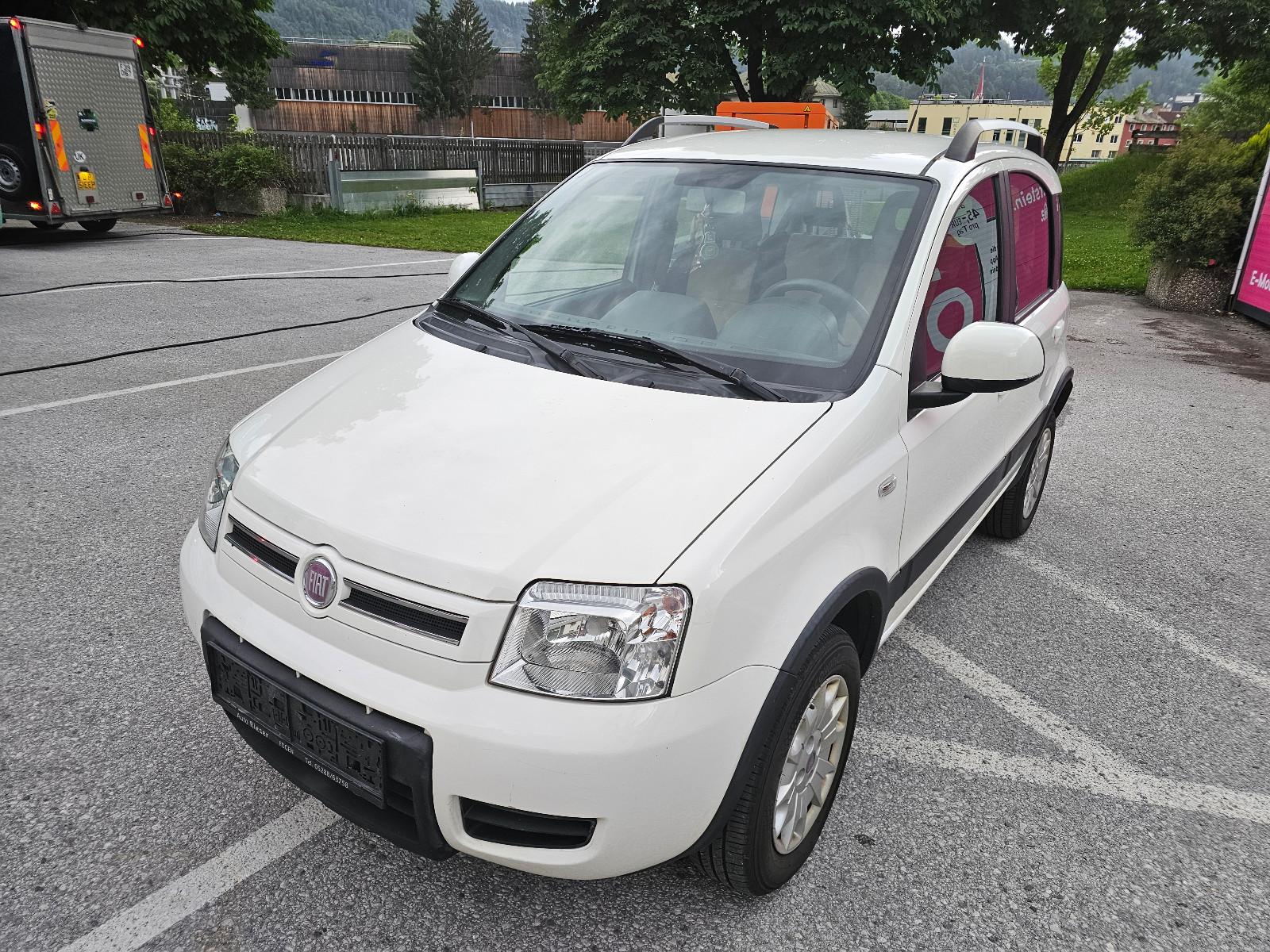 Fiat Panda 1.2 8V Climbing  4X4 Klima Servicegepf