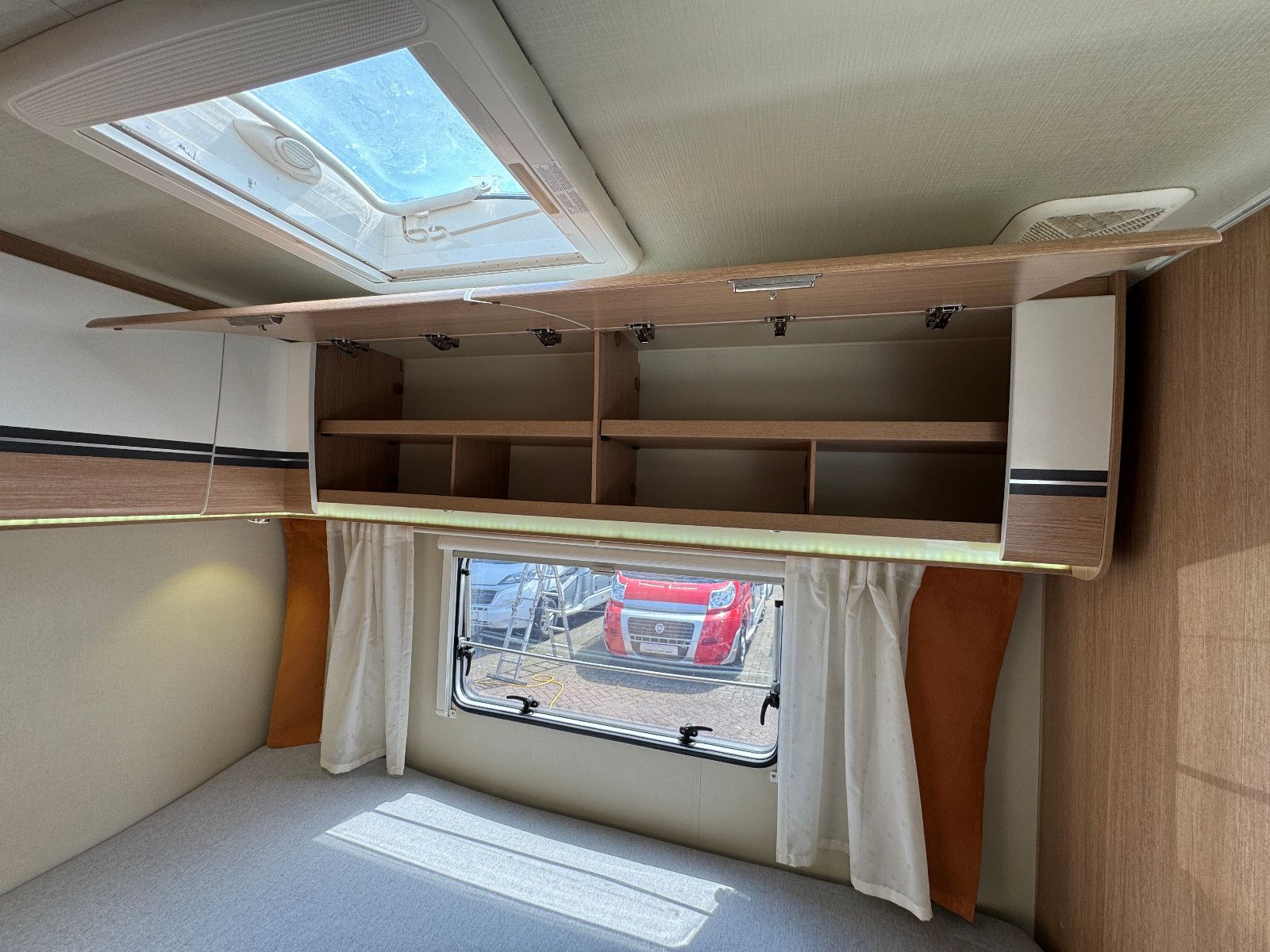 Fahrzeugabbildung Glücksmobil T 58 FIAT DUCATO 1.HAND VOLL SCHECKHEFT SAT TV
