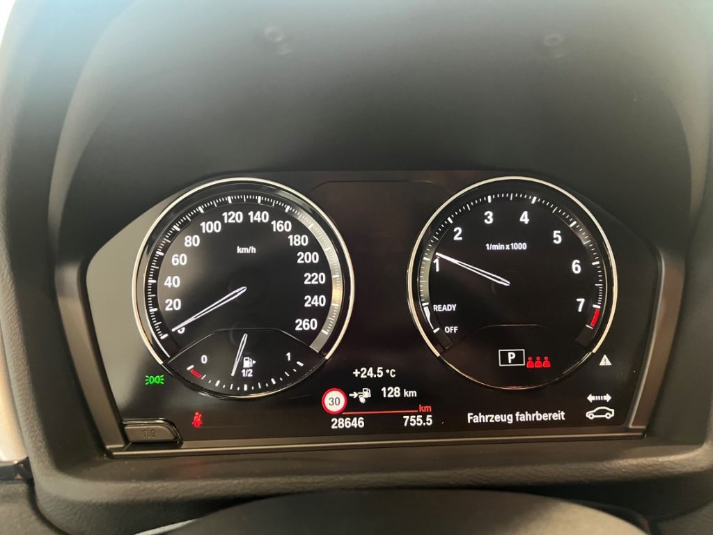 BMW X1 xDrive 25e Navi RFK MFL SHZ PDC Lordosenst.LM foto 8