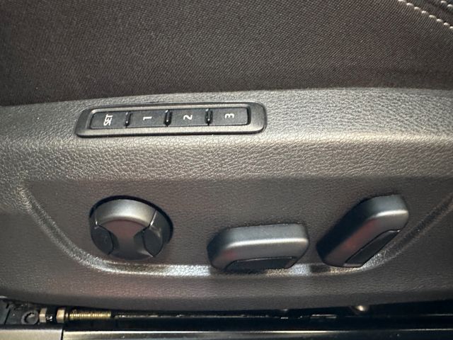 Skoda Superb Combi Style *Bi Xenon*Klima*ACC*